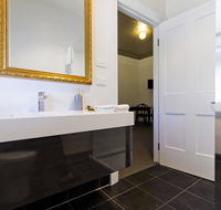 Deloraine Hotel - C Tourism