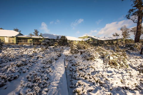 Cradle Mountain Hotel - C Tourism 21