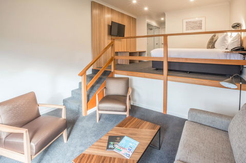 Cradle Mountain Hotel - C Tourism 14