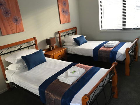 Self Contained Beach View Apartment - C Tourism 12