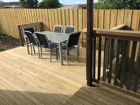 Self Contained Beach View Apartment - C Tourism 18