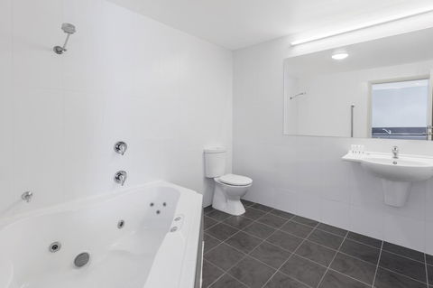 Travelodge Hotel Hobart Airport - C Tourism 11