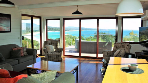 DOLPHIN LOOKOUT COTTAGE - Amazing Views Of The Bay Of Fires - C Tourism 1