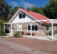 Hilltop Cottages - C Tourism