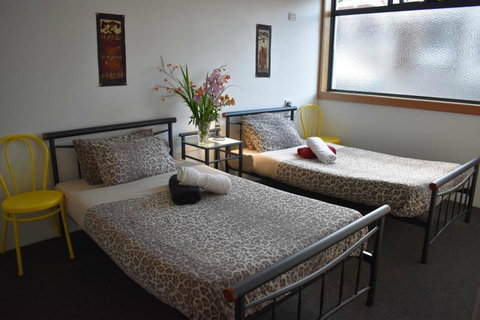 Hobart's Accommodation & Hostel - C Tourism 23