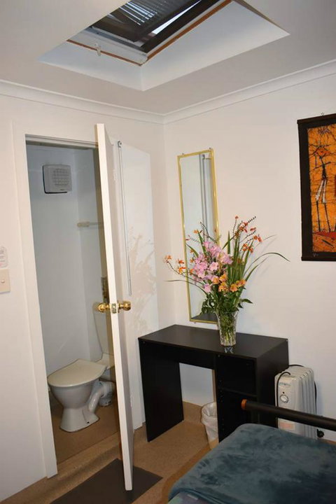 Hobart's Accommodation & Hostel - C Tourism 22