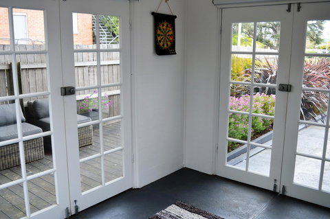 Lyttleton Cottage - C Tourism 24