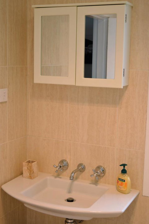 Lyttleton Cottage - C Tourism 11