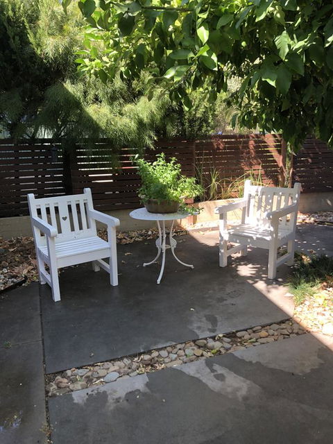 Flora Hill Creek Views - C Tourism 15
