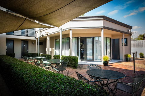 The Waverley International Hotel - C Tourism 11