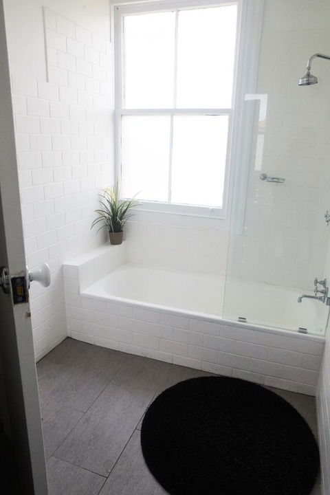 The Royal Hotel Mornington - C Tourism 12