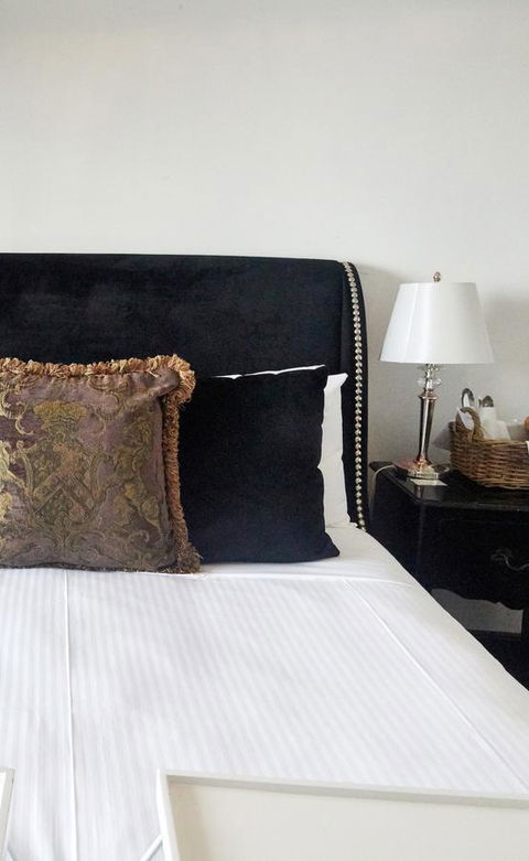 The Royal Hotel Mornington - C Tourism 9