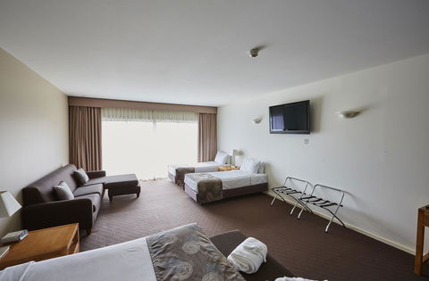 Mornington Hotel - C Tourism 22