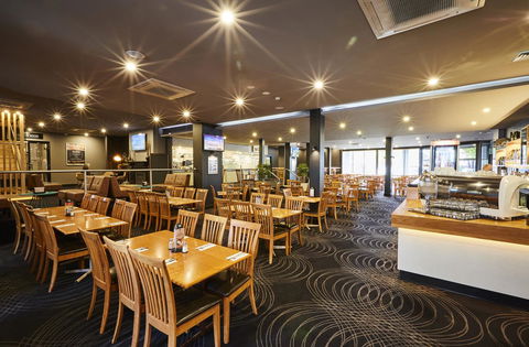 Mornington Hotel - C Tourism 11