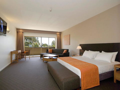 Mornington Hotel - C Tourism 24