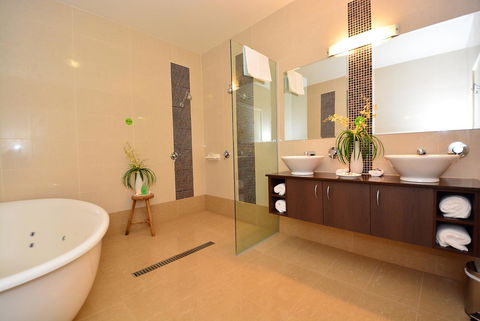 Mornington Hotel - C Tourism 37