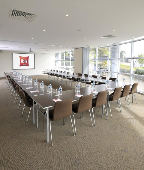 Ibis Melbourne - Glen Waverley - C Tourism 25
