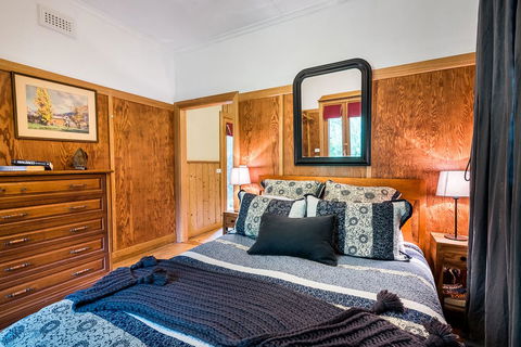 Avalon House - C Tourism 2
