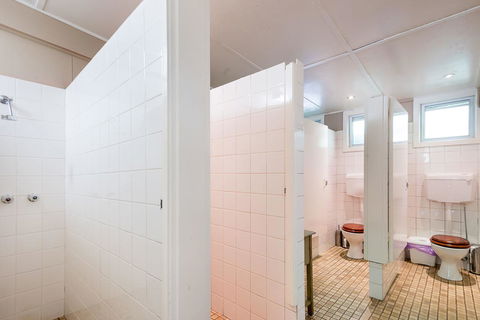 Avalon House - C Tourism 24