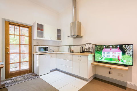 Avalon House - C Tourism 31