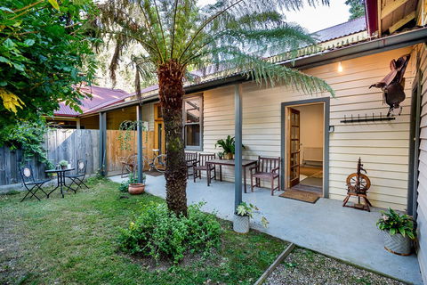 Avalon House - C Tourism 22