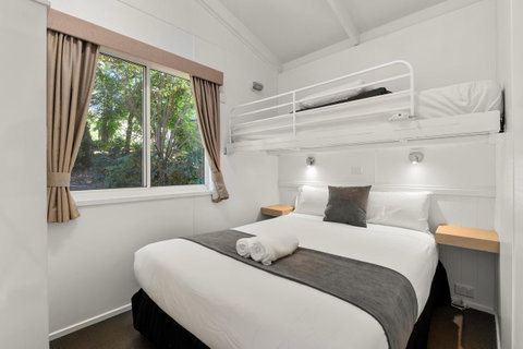 Bright Riverside Holiday Park - C Tourism 9