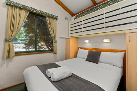 Bright Riverside Holiday Park - C Tourism 15