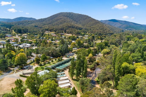 Bright Riverside Holiday Park - C Tourism 35