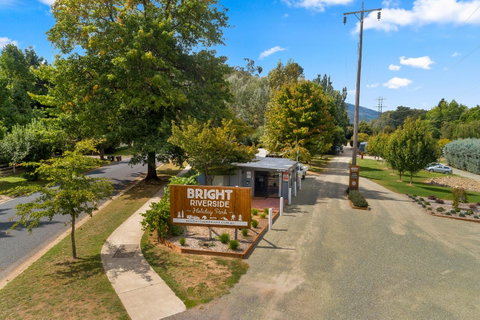 Bright Riverside Holiday Park - C Tourism 2