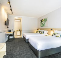 Nightcap at Matthew Flinders Hotel - C Tourism