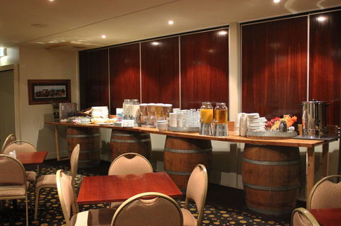 Swan Hill Resort - C Tourism 6