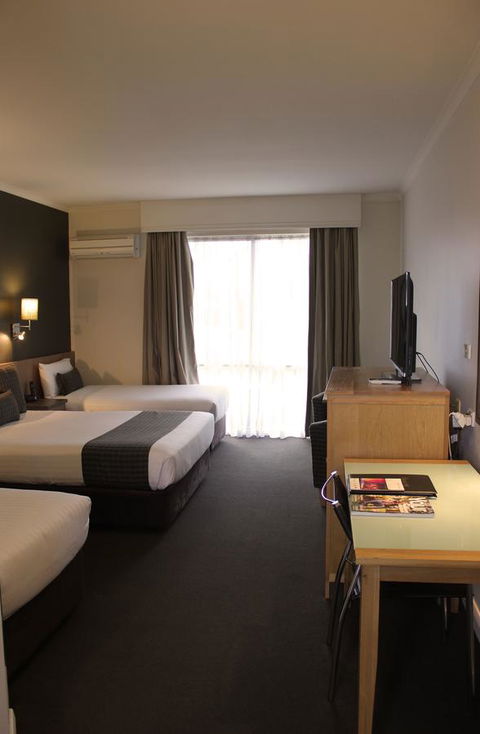 Swan Hill Resort - C Tourism 18