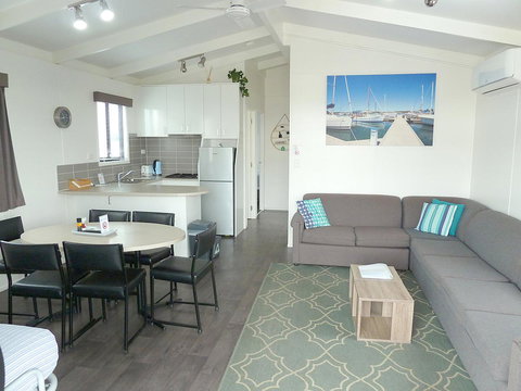 Apollo Bay Waterfront Motor Inn - C Tourism 17