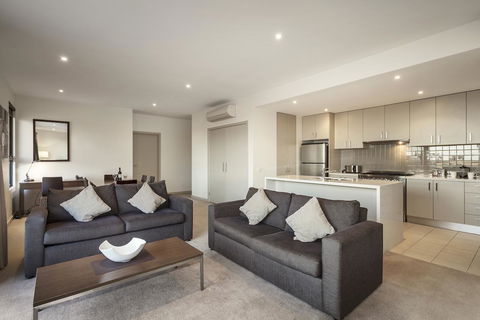 Quest Glen Waverley - C Tourism 16