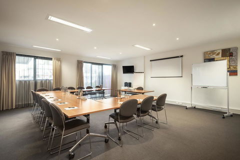 Quest Glen Waverley - C Tourism 7