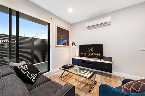 Manhattan Apartments - Caulfield North - C Tourism 7