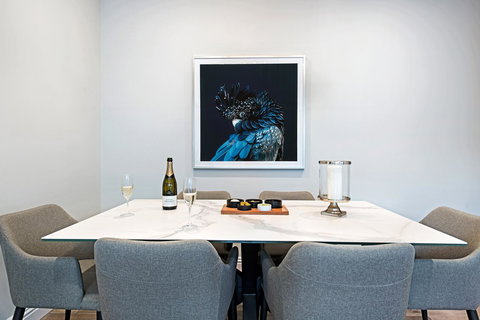 Manhattan Apartments - Caulfield North - C Tourism 9