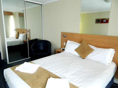 Ciloms Airport Lodge - C Tourism 25