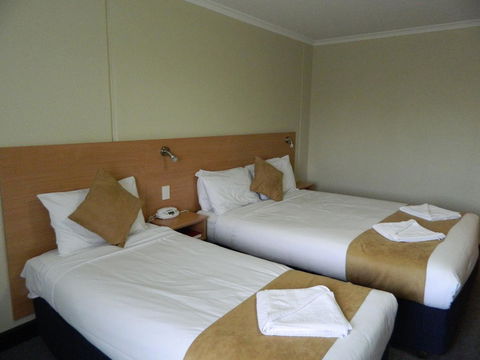 Ciloms Airport Lodge - C Tourism 22