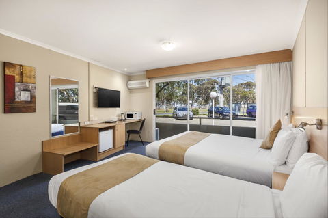Ciloms Airport Lodge - C Tourism 31