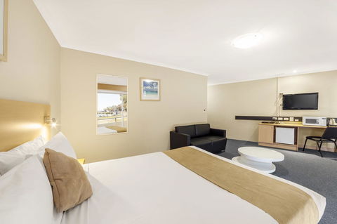 Ciloms Airport Lodge - C Tourism 42