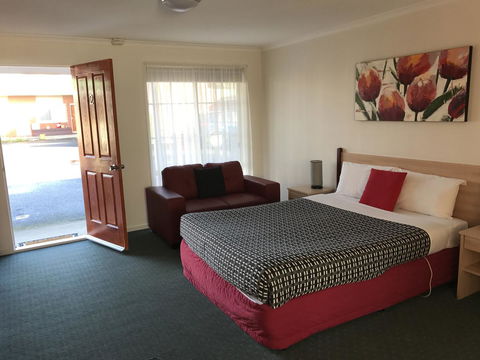 Beachcomber Motel & Apartments - C Tourism 1