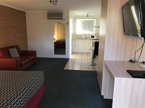 Beachcomber Motel & Apartments - C Tourism 7