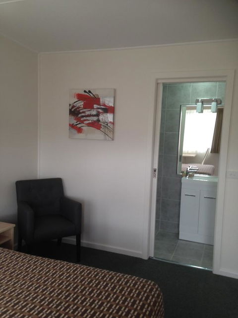 Beachcomber Motel & Apartments - C Tourism 25