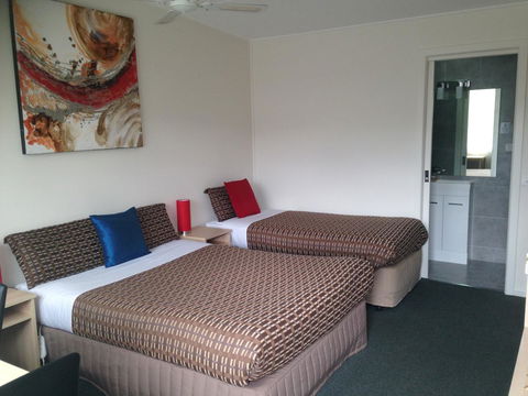 Beachcomber Motel & Apartments - C Tourism 35