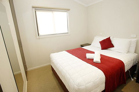 Discovery Parks - Geelong - C Tourism 40