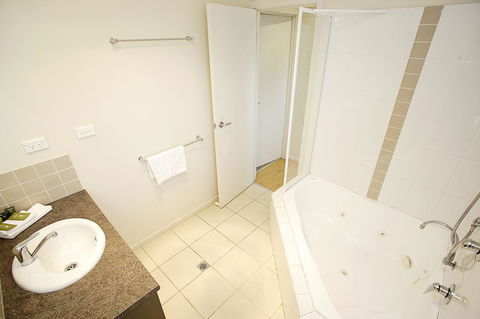 Discovery Parks - Geelong - C Tourism 31