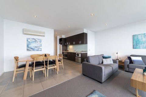 The Dolphin Apartments - C Tourism 21