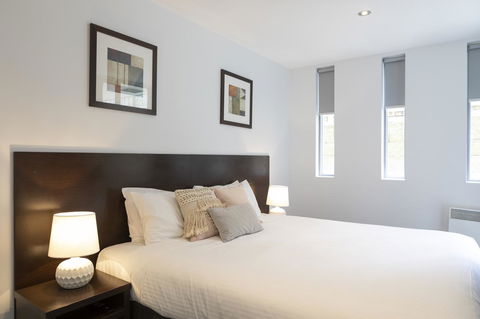 The Dolphin Apartments - C Tourism 9