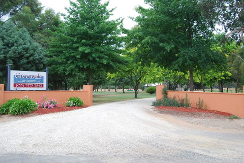 Greenvale Holiday Units - C Tourism 1